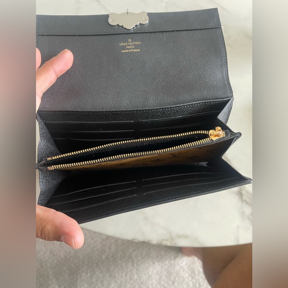 Leather Reverse Monogram wallet - Picture 5 of 5